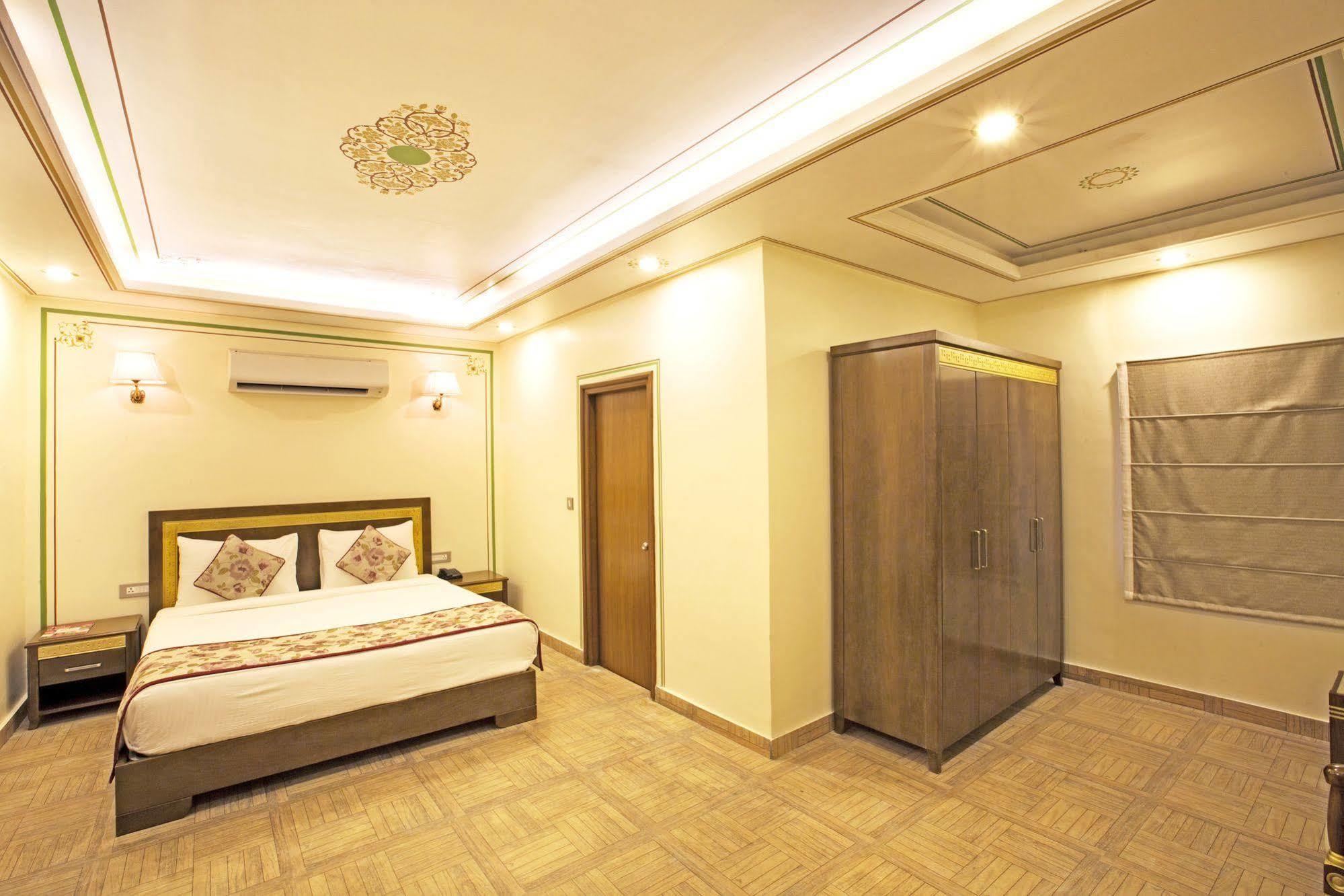 Regenta Resort Vanya Mahal Ranthambore Sawai Madhopur Esterno foto
