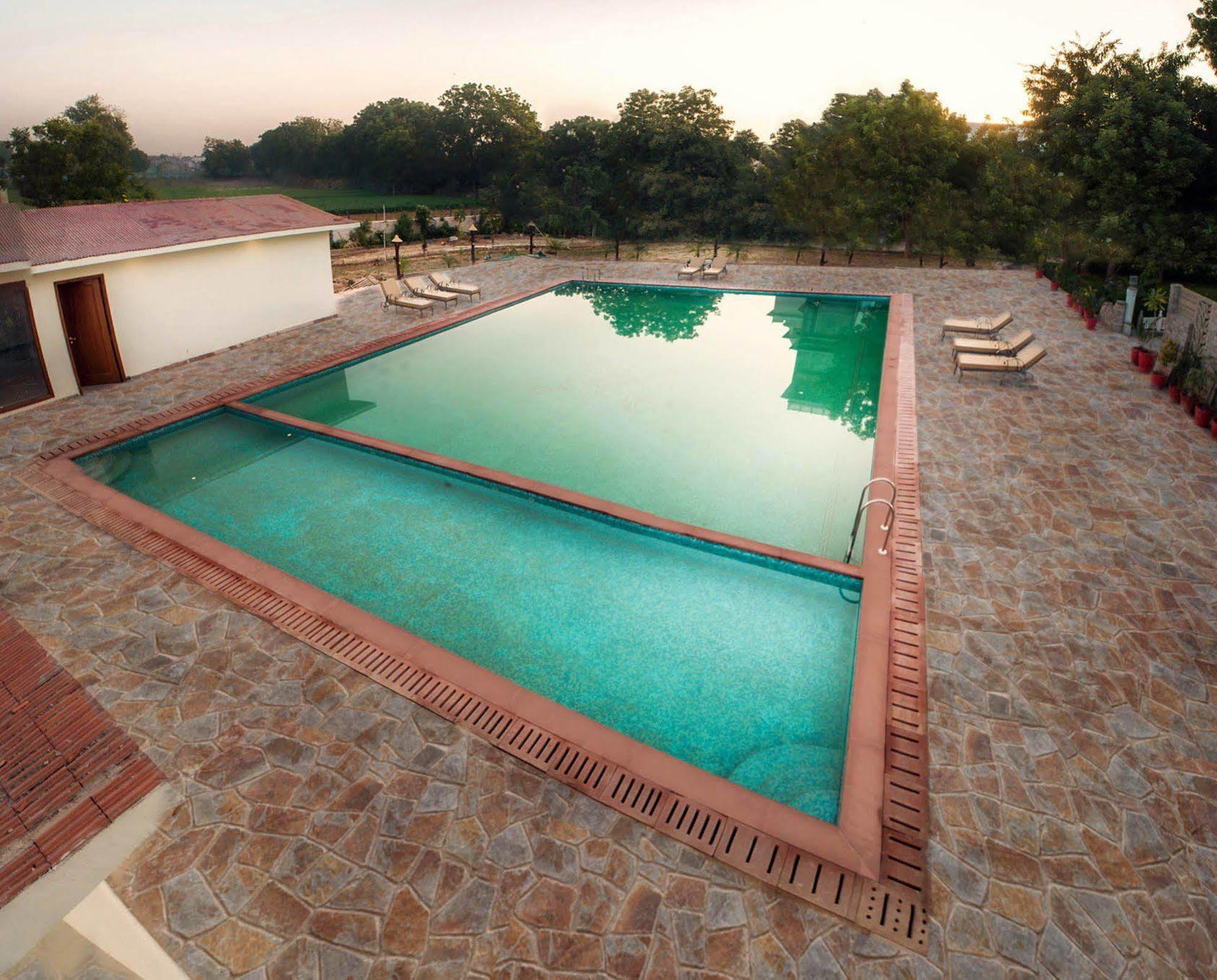 Regenta Resort Vanya Mahal Ranthambore Sawai Madhopur Esterno foto