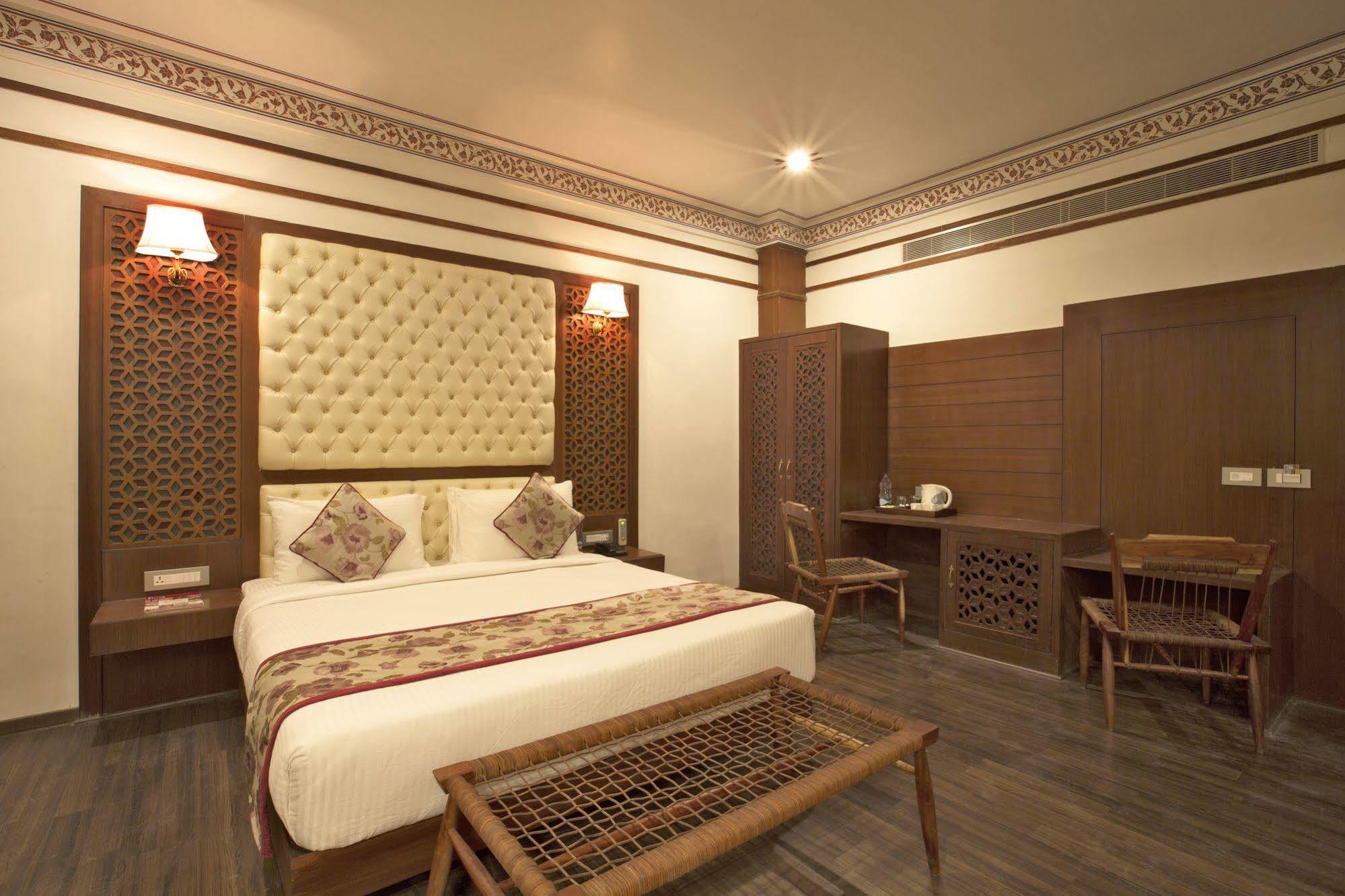 Regenta Resort Vanya Mahal Ranthambore Sawai Madhopur Esterno foto