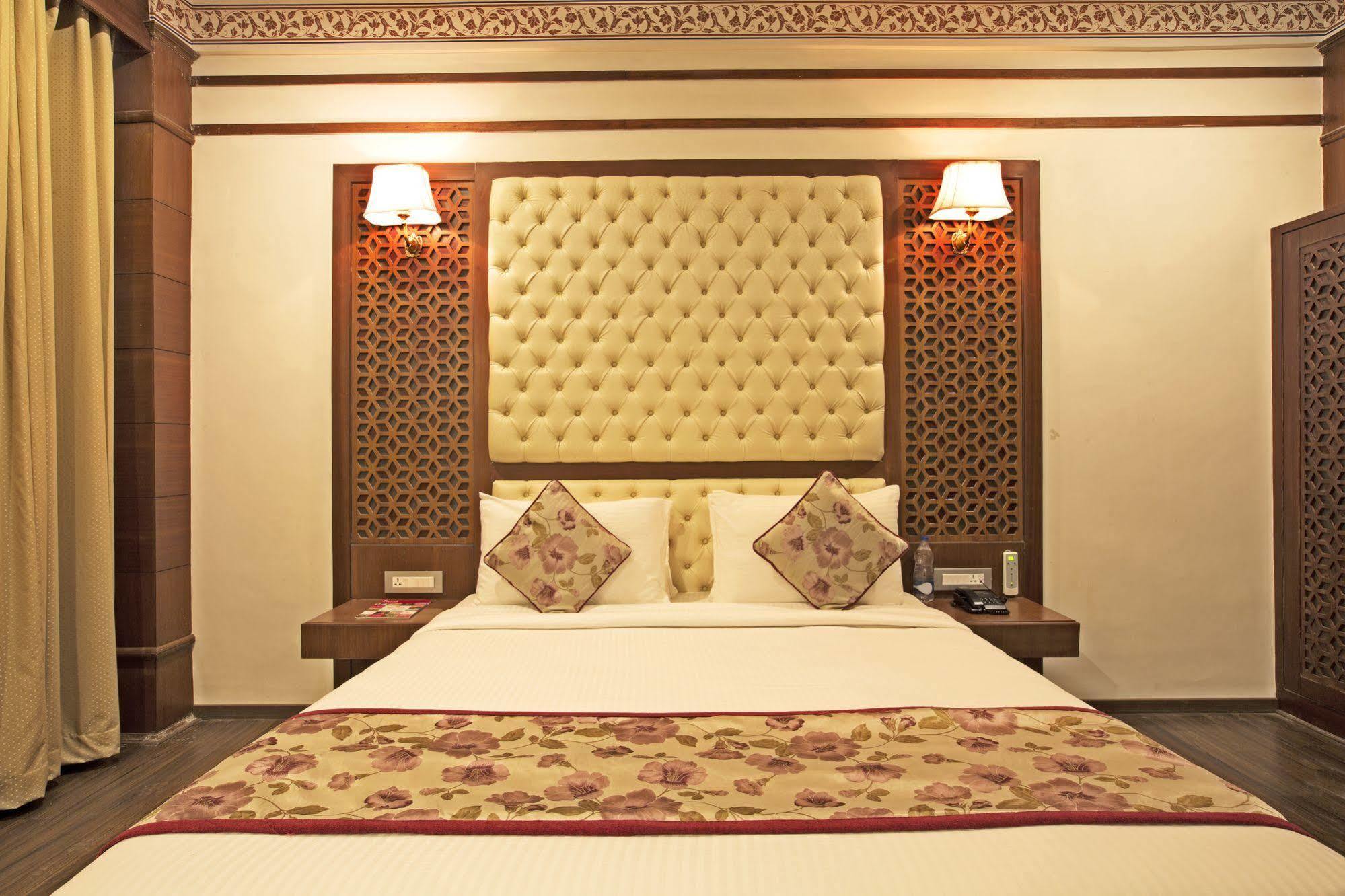 Regenta Resort Vanya Mahal Ranthambore Sawai Madhopur Esterno foto