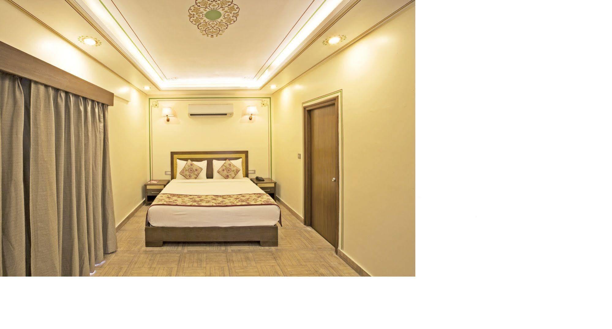 Regenta Resort Vanya Mahal Ranthambore Sawai Madhopur Esterno foto